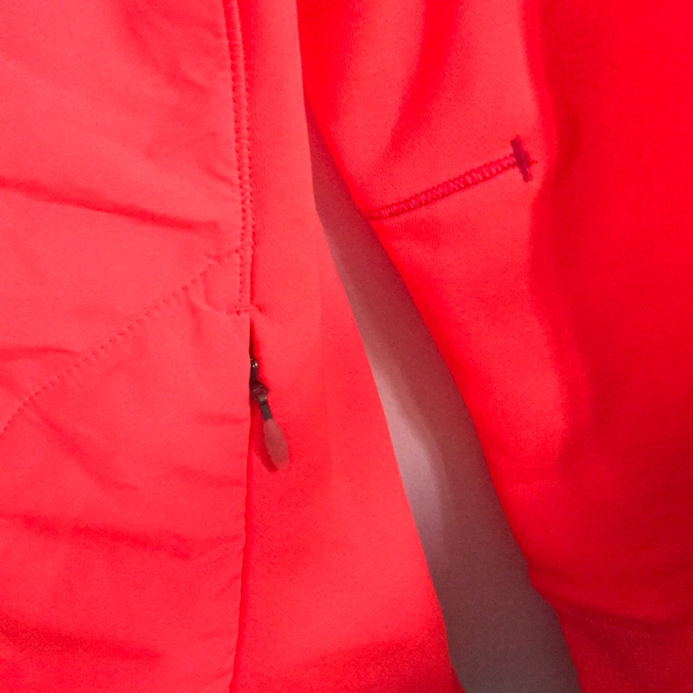 ADIDAS ski top - Picture 4 of 4